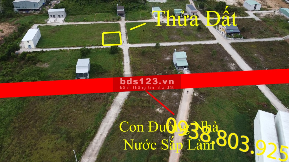 Chủ kẹt tiền bán cắt lỗ lô 211 m2 đất ODT 2,8 Tỷ. 0938 803 925