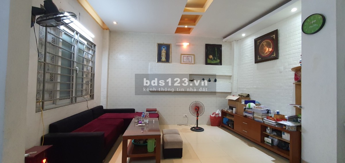 Cần bán nhà Nguyễn Trãi - Thanh Xuân 45m2 4 tầng, vị trí thoáng. Nhà ở hoặc cho thuê giá nhỉnh 4 tỷ