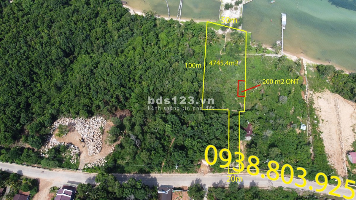 Bán đất mặt tiền và mặt biển phù hợp xây resort có 200 m2 thổ cư. 0938 803 925