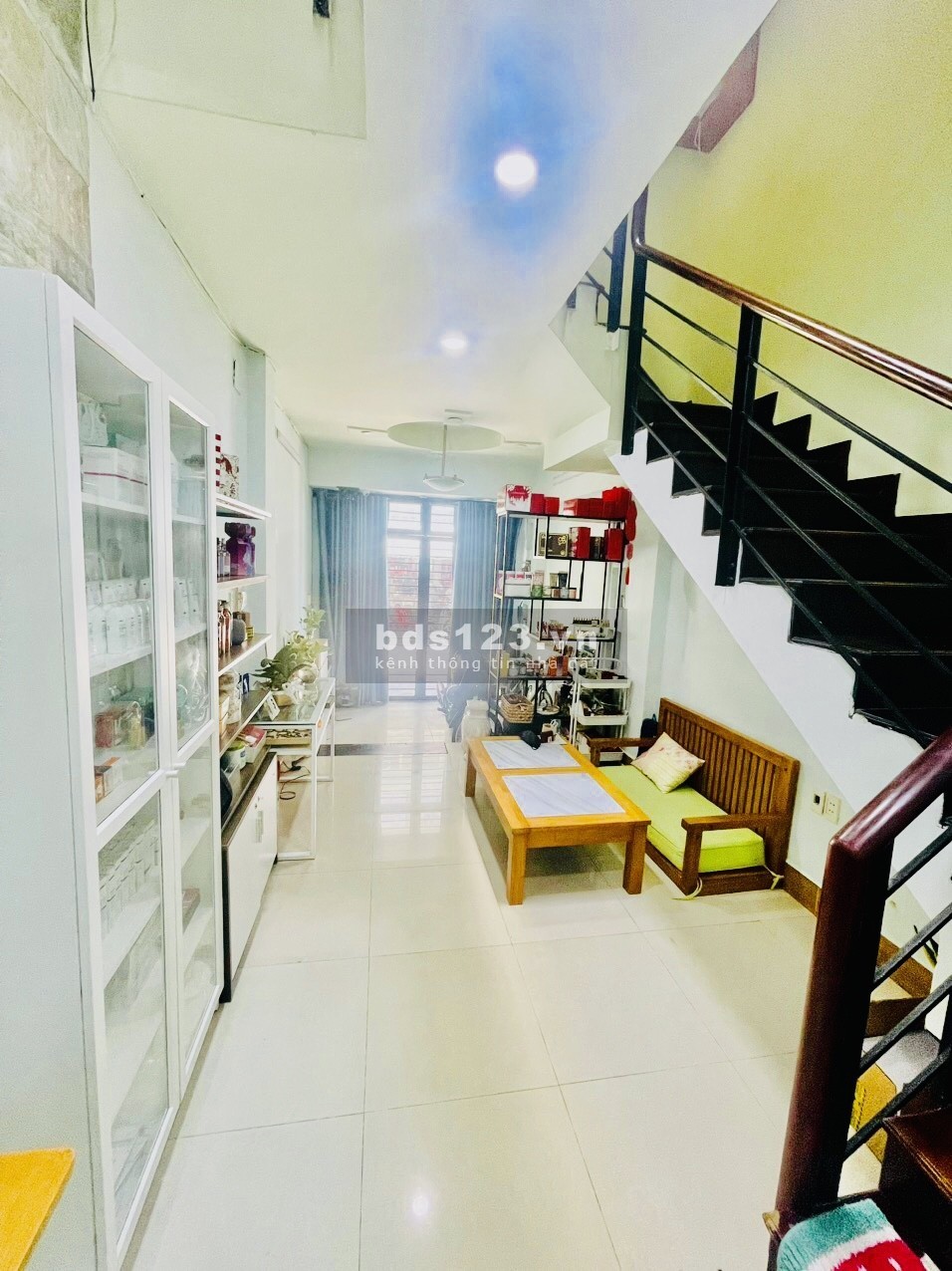 Bán gấp đi định cư nhà Nguyễn Tri Phương, p4, q10, hẻm 7m, 41m2, chỉ 8.1tỷ tl- 0966035035