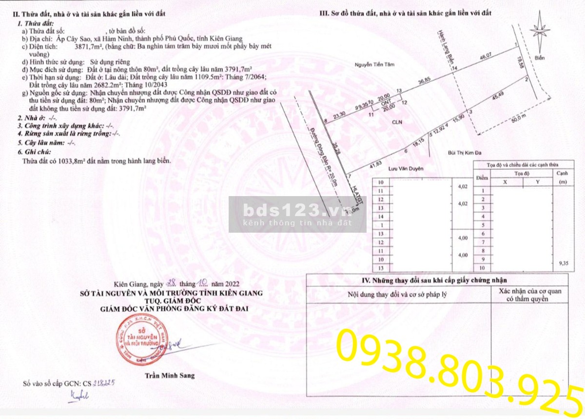 Bán đất mặt tiền và mặt biển phù hợp xây resort có 800 m2 thổ cư. 0938 803 925