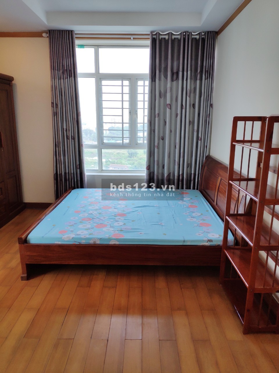 Phòng cho thuê trong Chung Cư Phú Hoàng Anh gần RMIT, Tôn Đức Thắng.