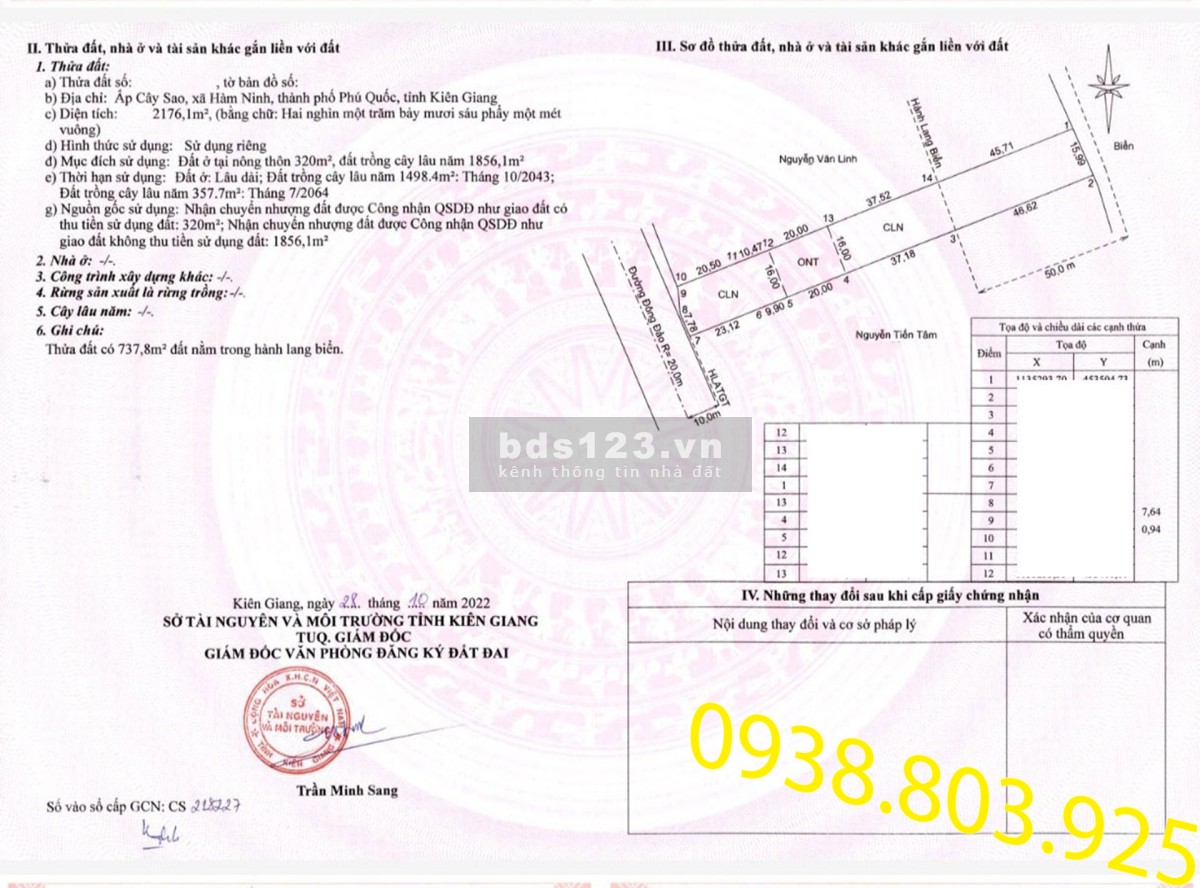 Bán đất mặt tiền và mặt biển phù hợp xây resort có 800 m2 thổ cư. 0938 803 925