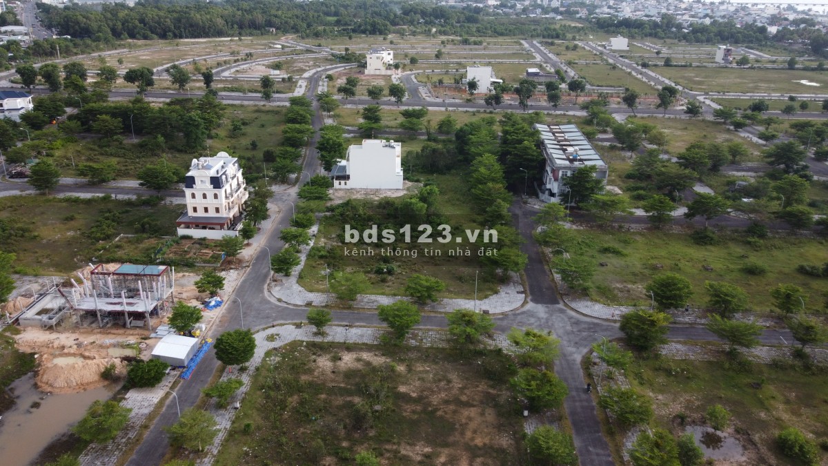 Bán 123 m2 đất ở đô thị khu 67 hecta giá ngộp 0938 803 925