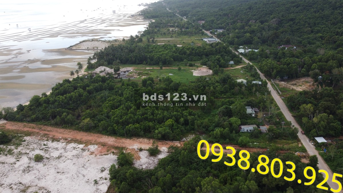 Bán đất 24212 m2 - 12 triệu/m2 đất biển cây sao hàm ninh phú quốc. 0938 803 925