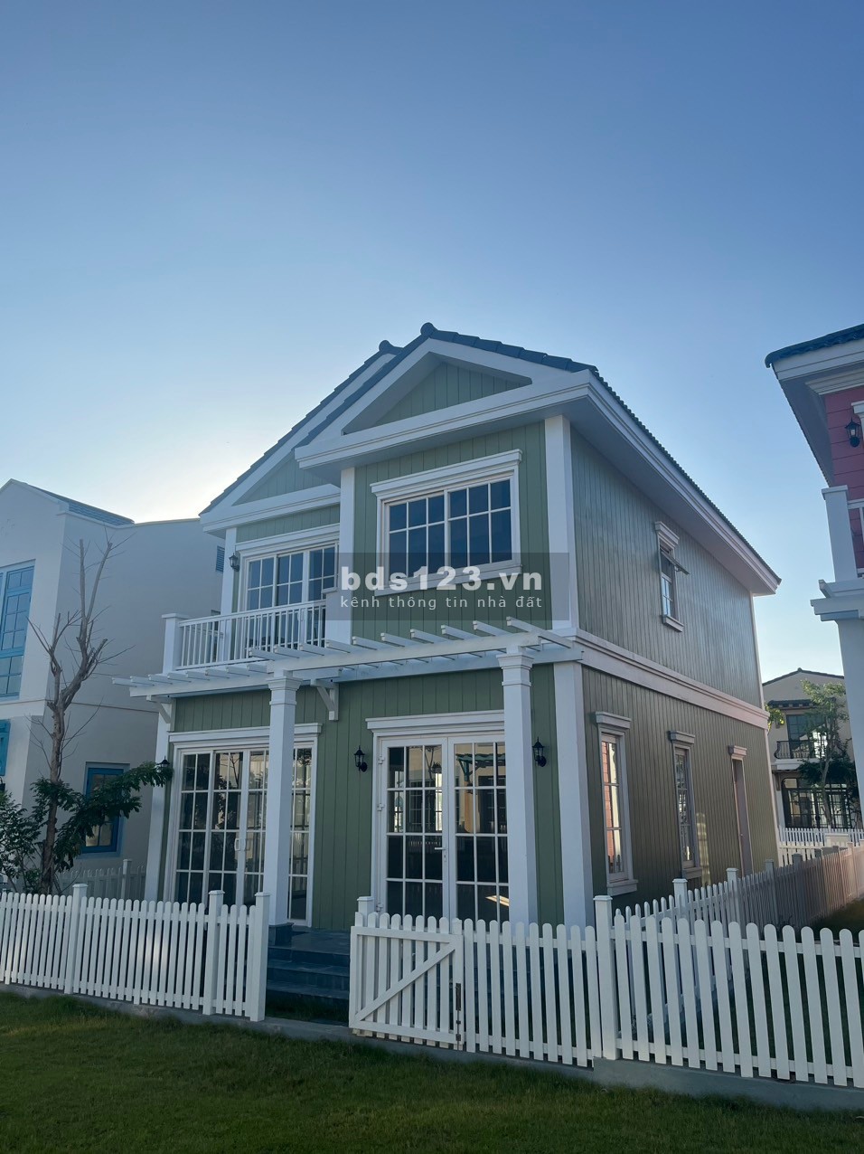 Bán Biệt Thự Đơn Lập 10x20m giá 6,2 tỷ. NovaWorld Phan Thiết. Liên hệ 0905.805.385 Công Vũ Novaland