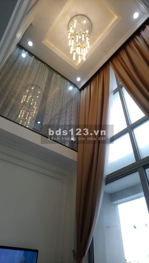 Bán căn hộ duplex Vinhome Gardenia - diện tích 100m2 - tầng trung - ban công đông nam
