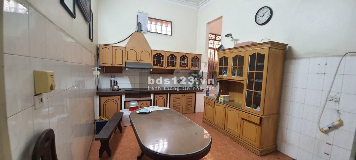 Cho thuê nhà 3 tầng tại phố Lê Chân, Khai Quang, Vĩnh Yên
