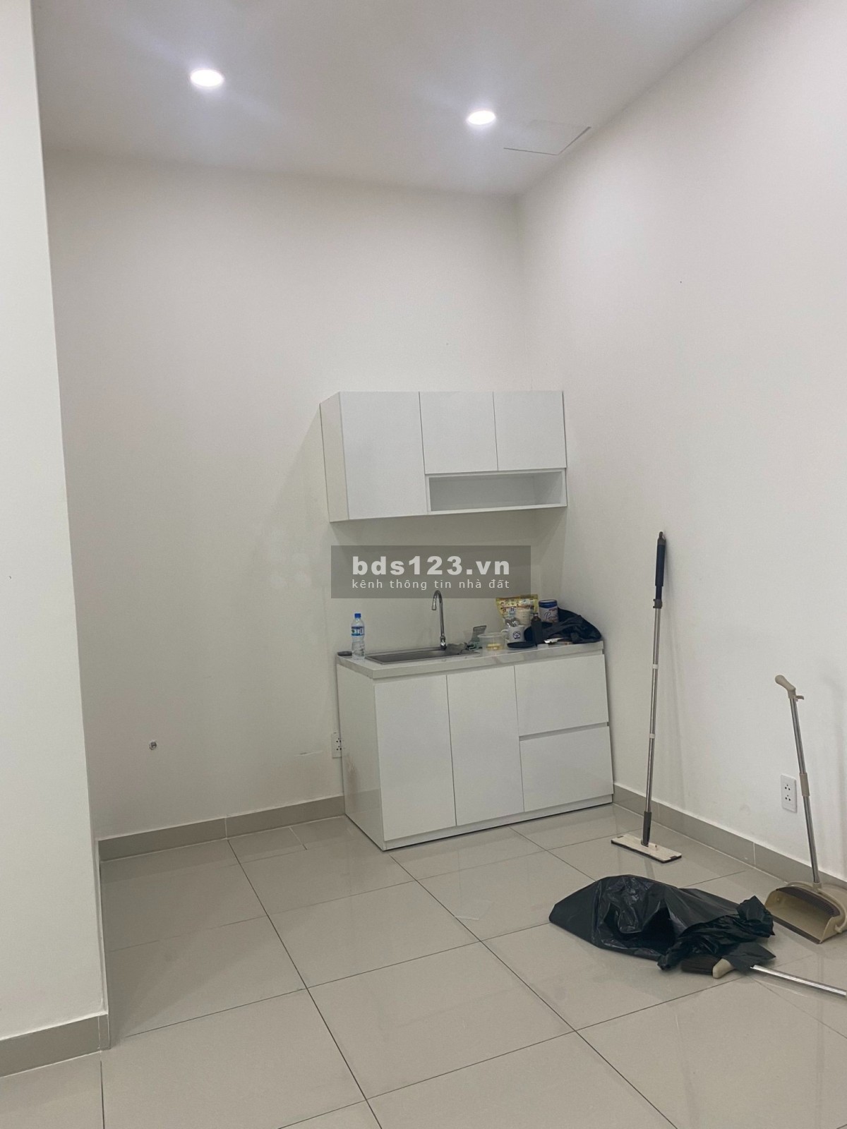 Giá cực rẻ cho căn hộ The Sun Avenue 45M2 officetel NTCB chỉ 2.2 tỷ