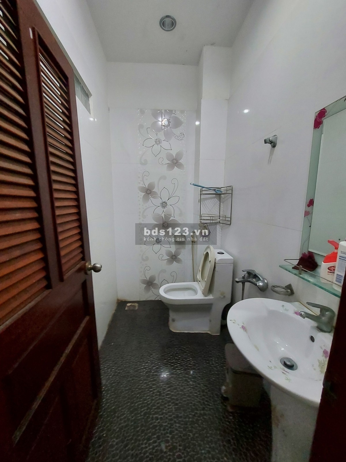 Bán nhà hxh Nguyễn Tri Phương , p9, q10, 56m2(4x14), nở hậu, 4 tầng, 5pn- 0966035035
