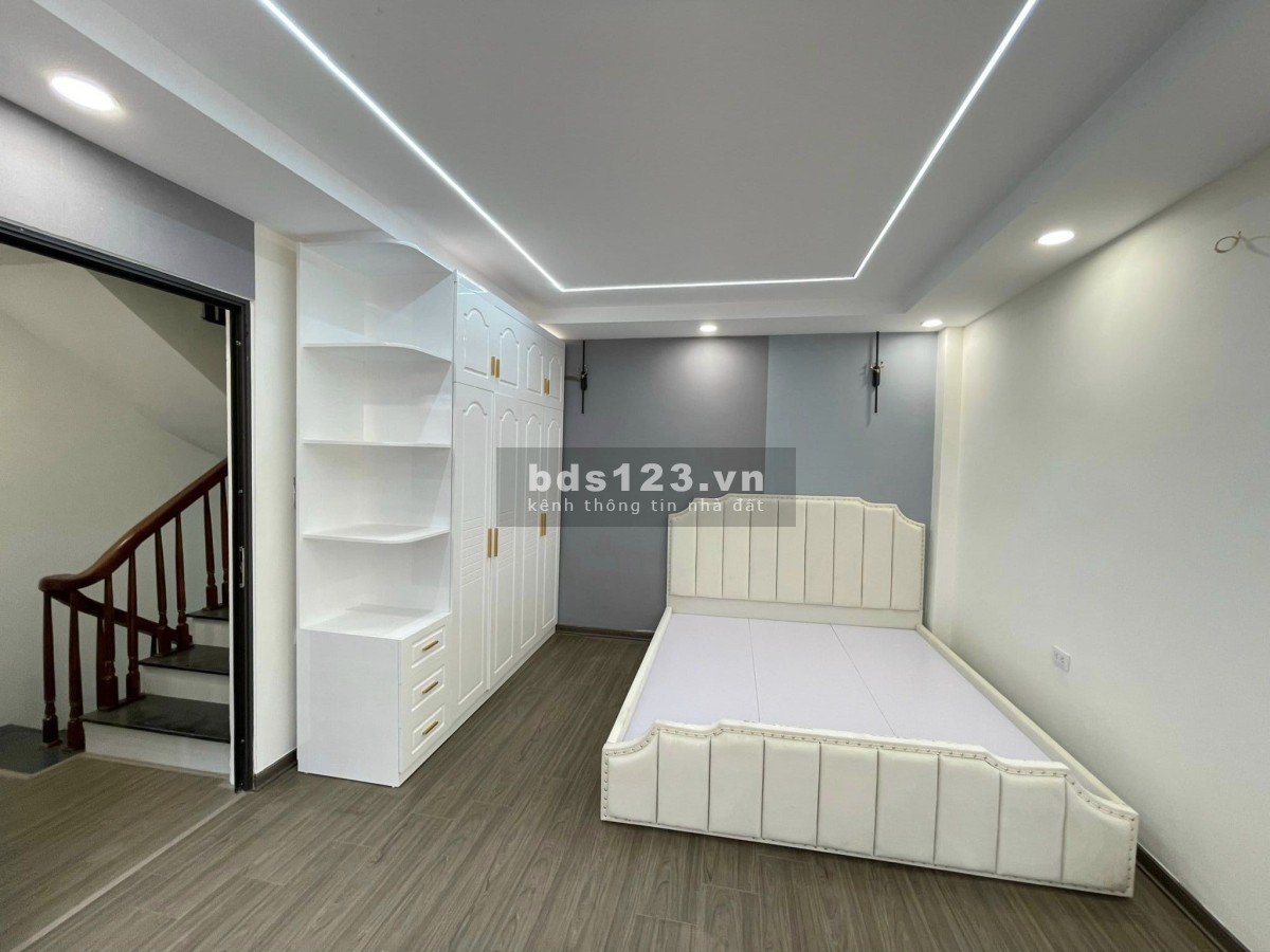 Bán nhà Nguyễn An Ninh, Hoàng Mai 50m2, 5 tầng giá nhỉnh 2 tỷ