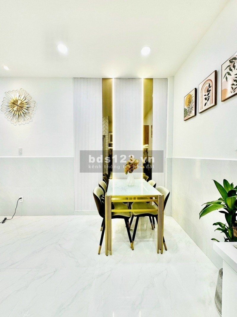 Bán nhà mới xây diện tích 4x17 cạnh bên Gigamall, nhỉnh 4 tỷ