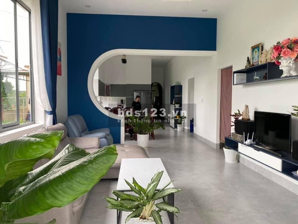 Nhà mặt tiền VinaHouse 3 Hàm Liêm, chỉ 585 triệu nhận nhà ở ngay, cách Phan Thiết 10 phút di chuyển