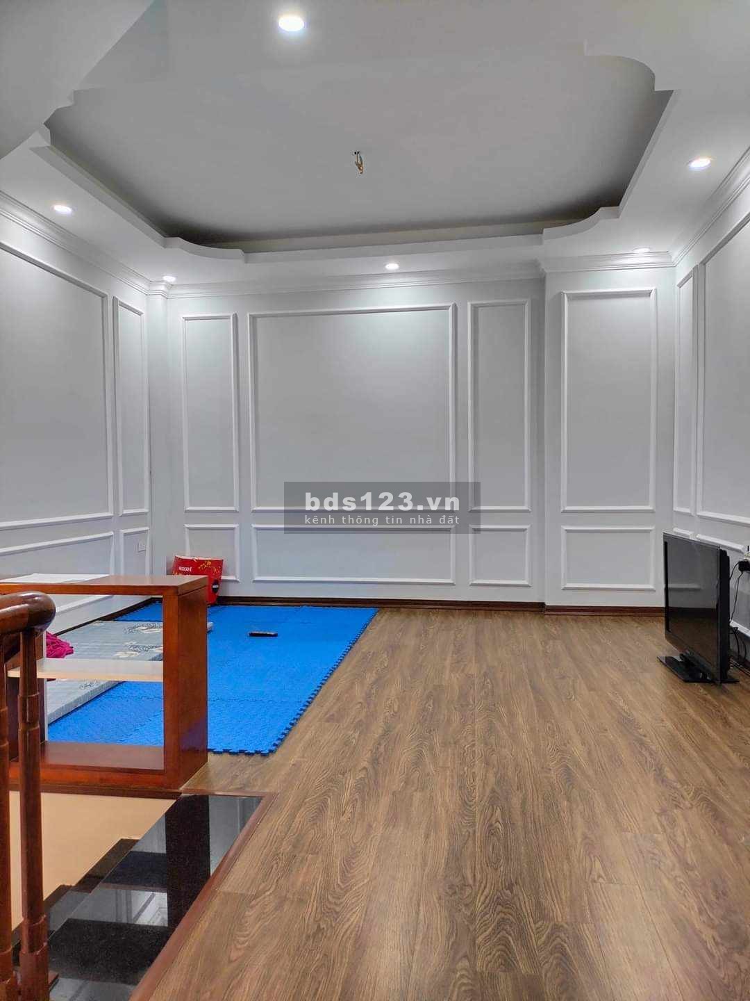 Bán nhà Từ Liêm, nhà 5 tầng, lô góc 2 thoáng - Có khu để xe riêng biệt hoàn toàn