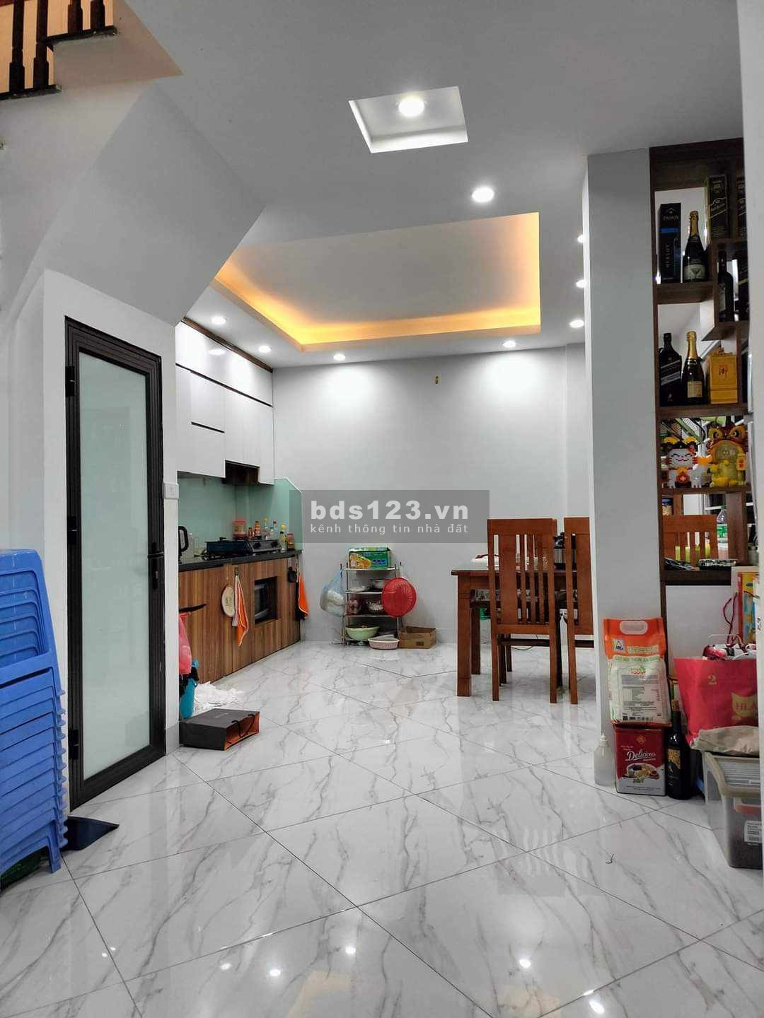 Bán nhà Từ Liêm, nhà 5 tầng, lô góc 2 thoáng - Có khu để xe riêng biệt hoàn toàn
