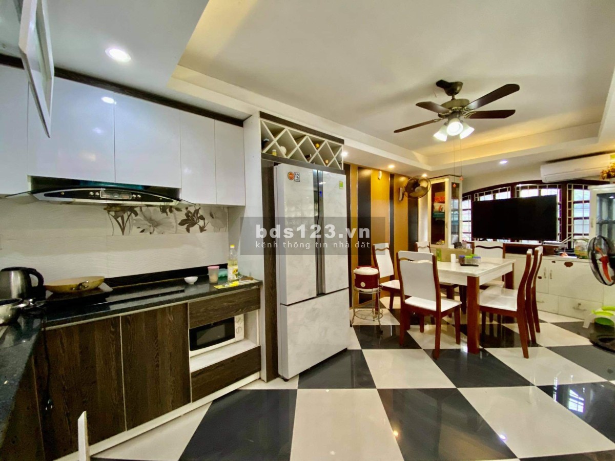 Bán nhà tại Vĩnh Hưng, Hoàng Mai 38m2, mặt tiền 4m giá 3.x tỷ