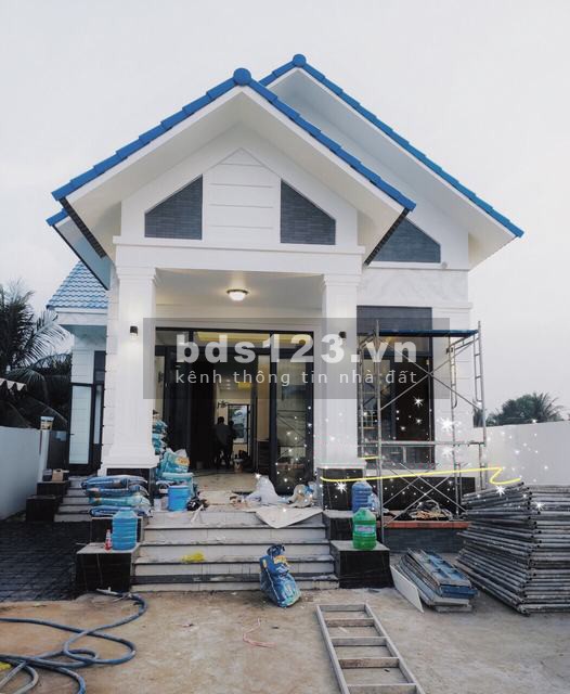 Nhà mặt tiền VinaHouse 3 Hàm Liêm, chỉ 585 triệu nhận nhà ở ngay, cách Phan Thiết 10 phút di chuyển