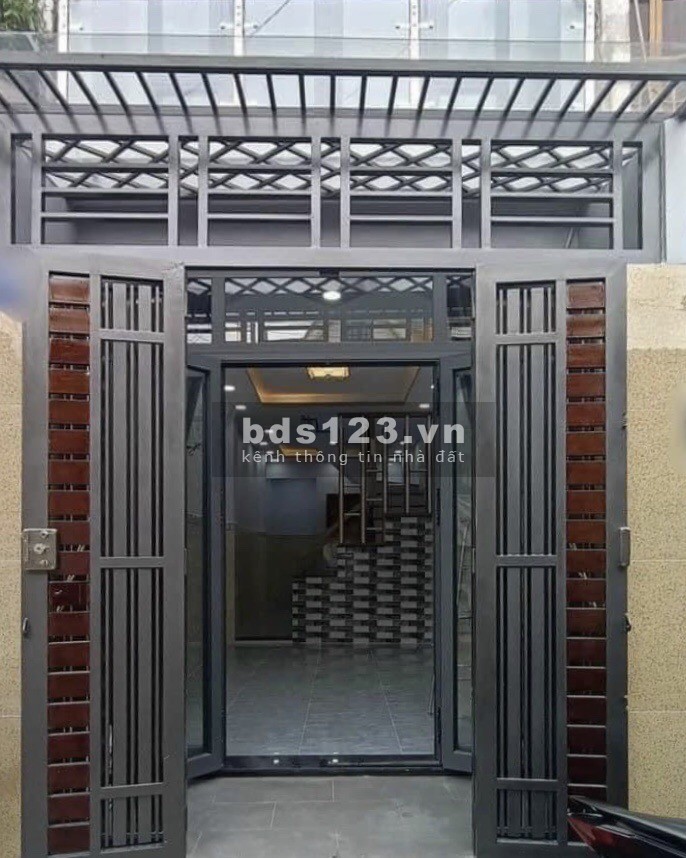 NHÀ 88M2, HẺM 1/ CMT8, Q10, CHỦ NGỘP CẦN BÁN GẤP GIẢM SÂU 800 CHỐT TRƯỚC LỄ
