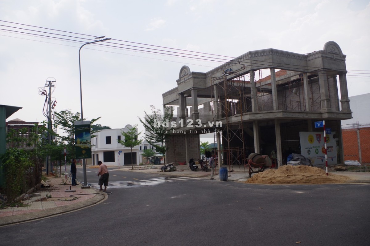 Chính chủ cần bán gấp lô đất sổ sẵn ở thành phố Tân Uyên