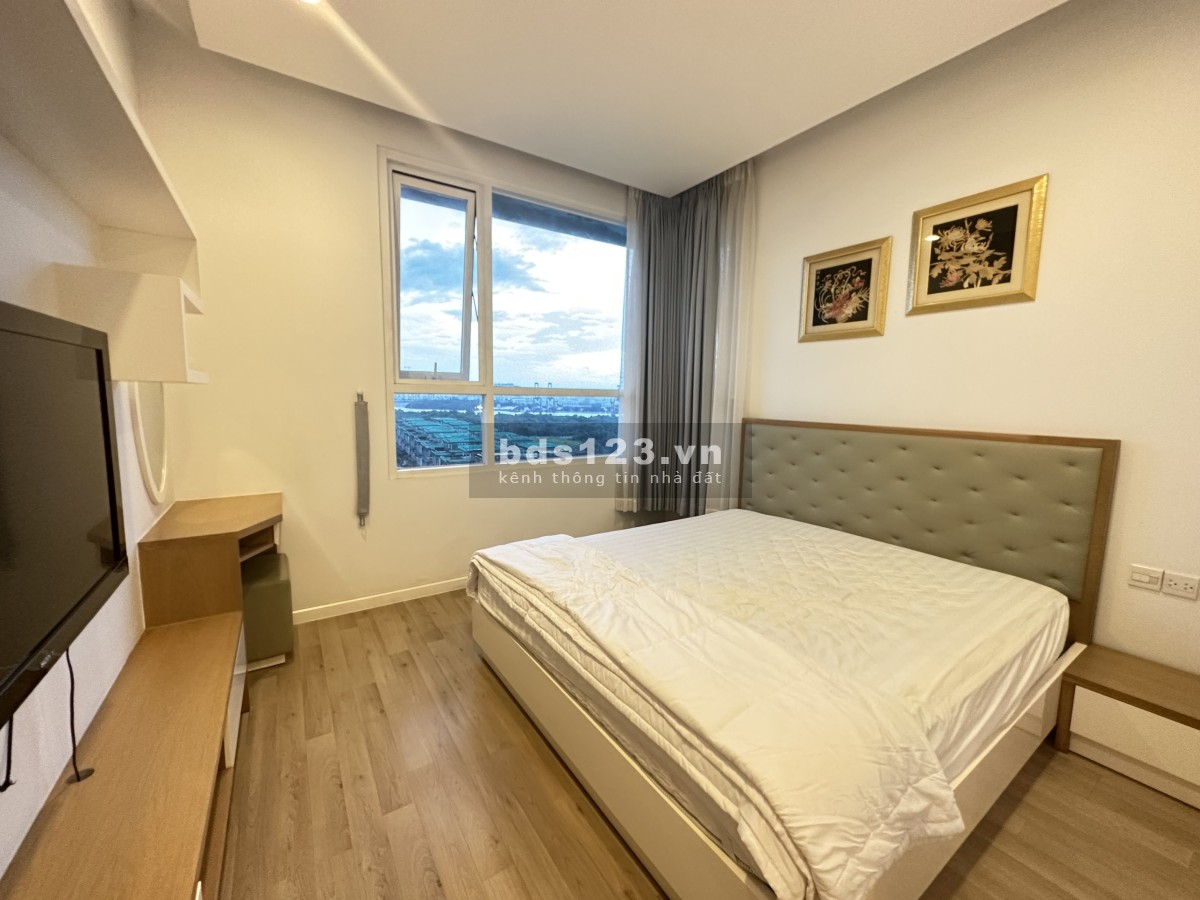 Sarimi cho thuê căn hộ 2PN tầng cao view công viên