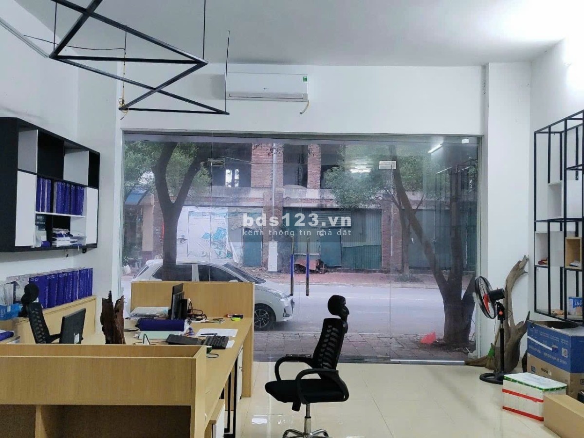 Bán nhà mặt phố siêu đẹp tại Vĩnh Yên. DT 120m2, giá 7.15 tỷ