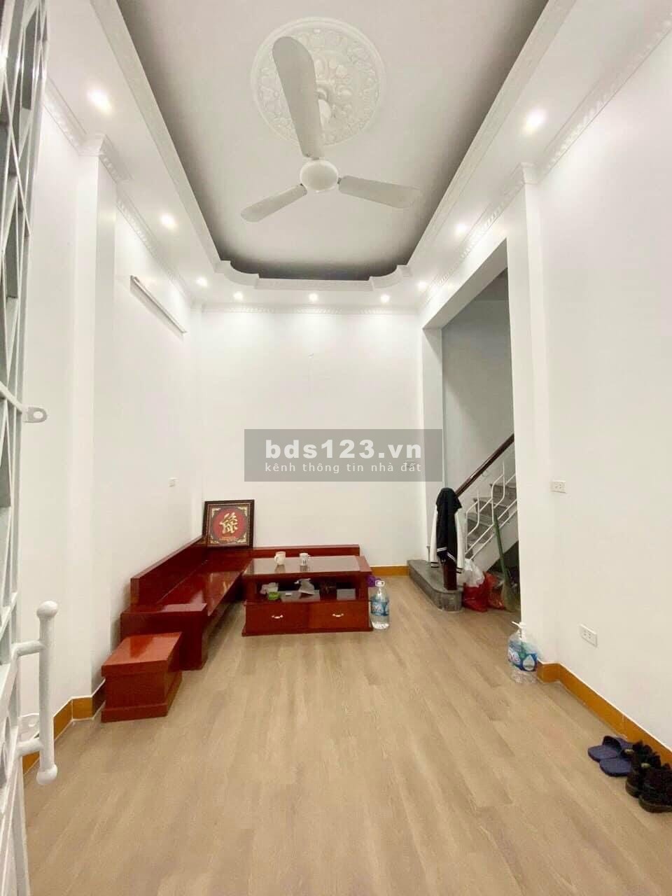 Bán nhà Đại La, Hai bà Trưng 30m2, 5 tầng giá 2 tỷ