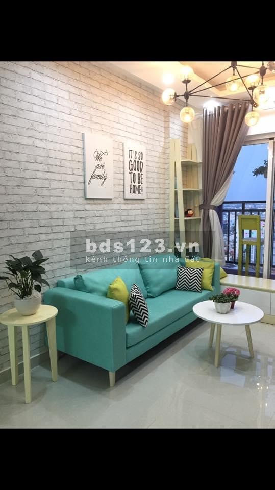 Chính chủ cần bán căn hộ 8X Plus giá chỉ 2 tỷ 250