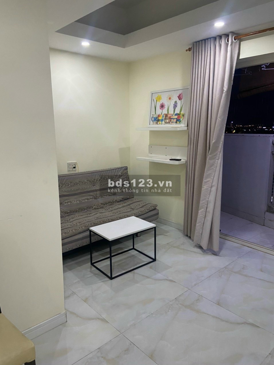 Cho thuê CH 2PN,2WC, 76m2, view đẹp, thoáng mát. Giá : 10tr/tháng( full nt)