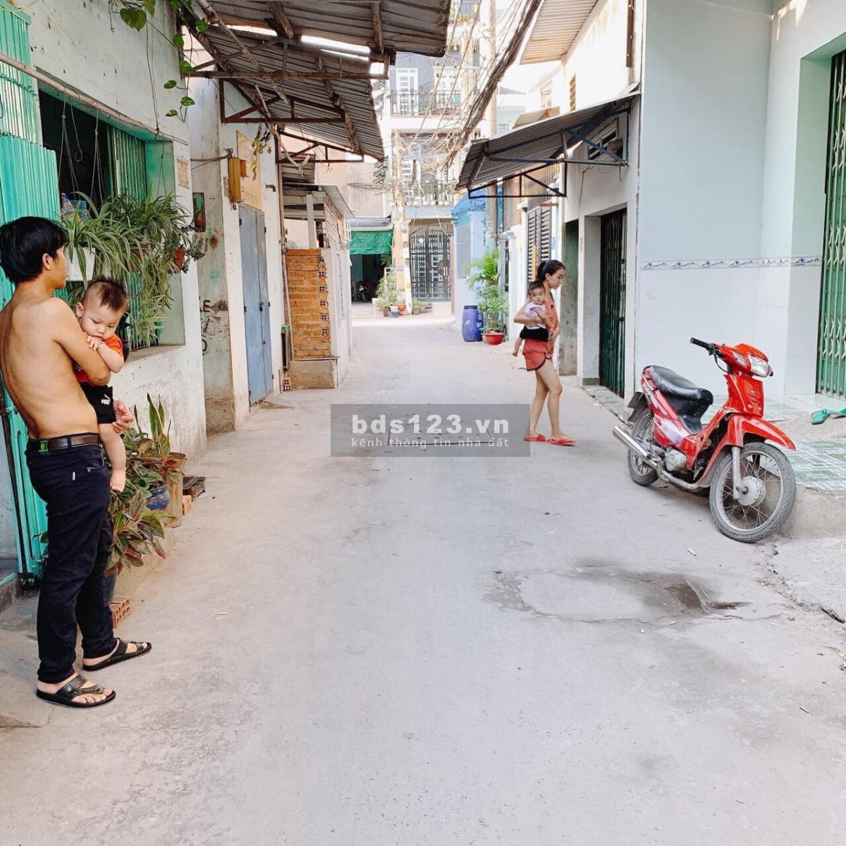 Cho thuê phòng trọ giá rẻ ngay chợ - giờ giấc tự do - lối đi riêng
