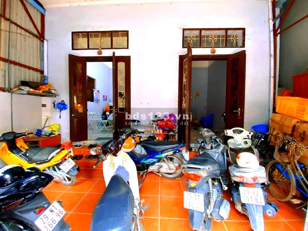 Bán đất tại phố Trịnh Công Sơn. Tây Hồ 114m mặt tiền (mt) 6.5m giá 16.9 tỷ