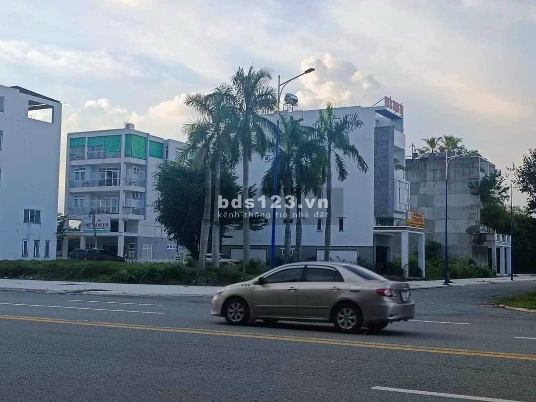 Cho thuê nhà nguyên căn mới đẹp ngay trung tâm hành chính, đại học qt miền đông