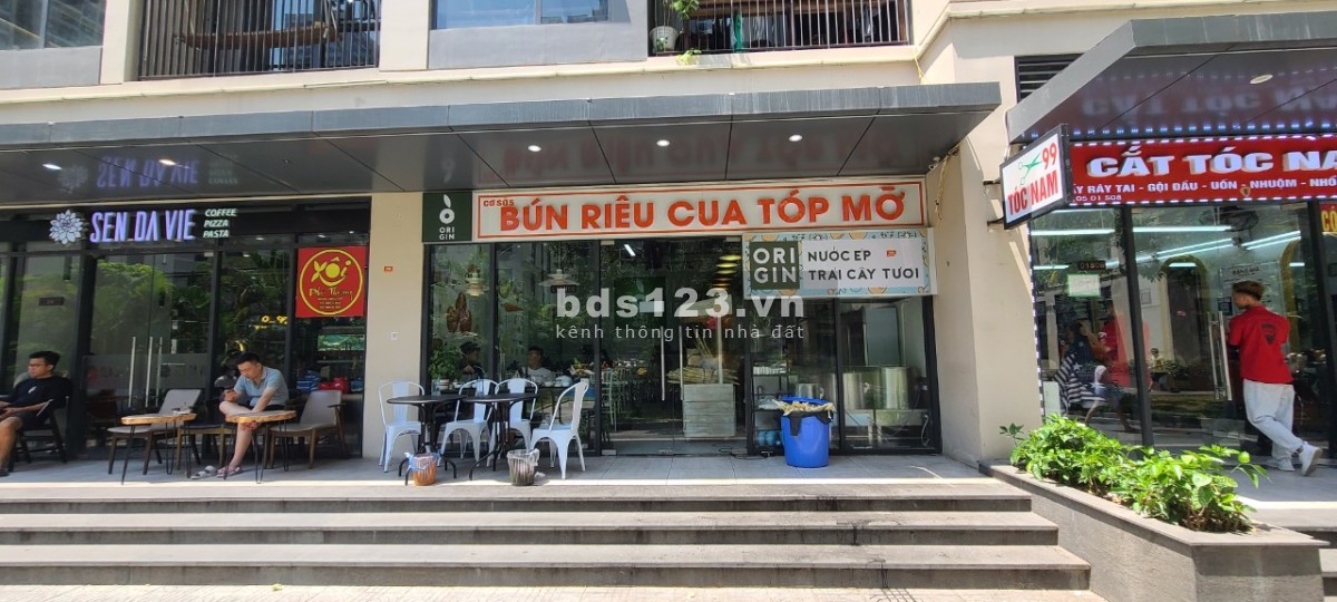 Bán nhanh Shop chân đế vị trí đẹp nằm giữa 2 sảnh đang cho thuê 60tr/th dự án Vinhomes Smart City