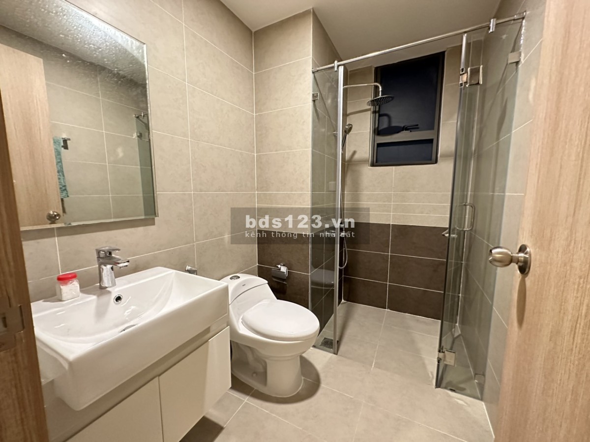 Trống sẵn cho thuê 3pn full nt mới 100% giá cực tốt The Sun Avenue