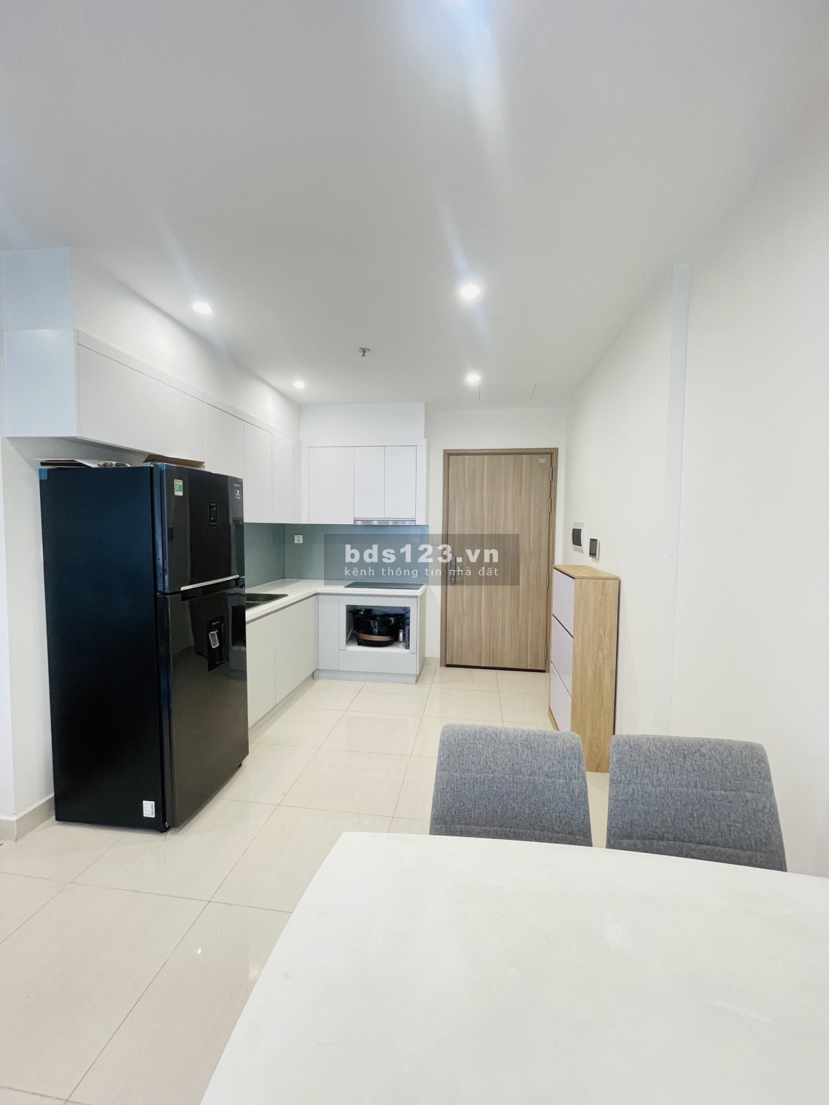 Cắt lỗ căn 3PN 80m2 mới cứng giá 3,04 tỷ bàn giao lại nội thất full nội thất giá thương lượng