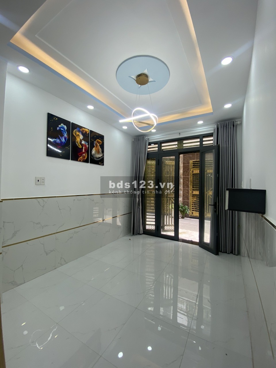 Nhà mới hẻm xe hơi 4 phòng ngủ chỉ 3 tỷ quay đầu