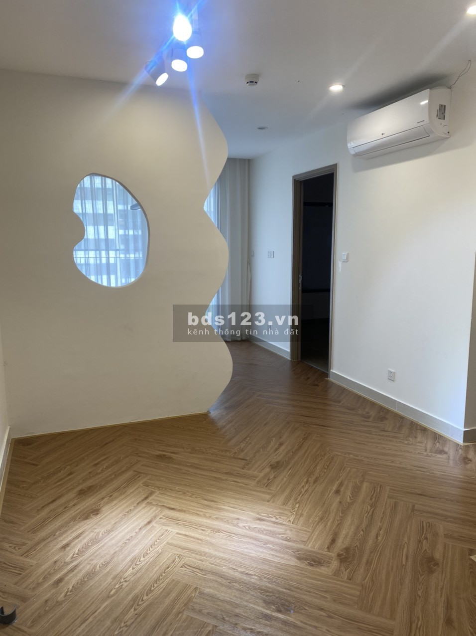 Bán lỗ 5 tỷ nhà phố 144m2 the Manhattan tại Vinhomes Quận 9