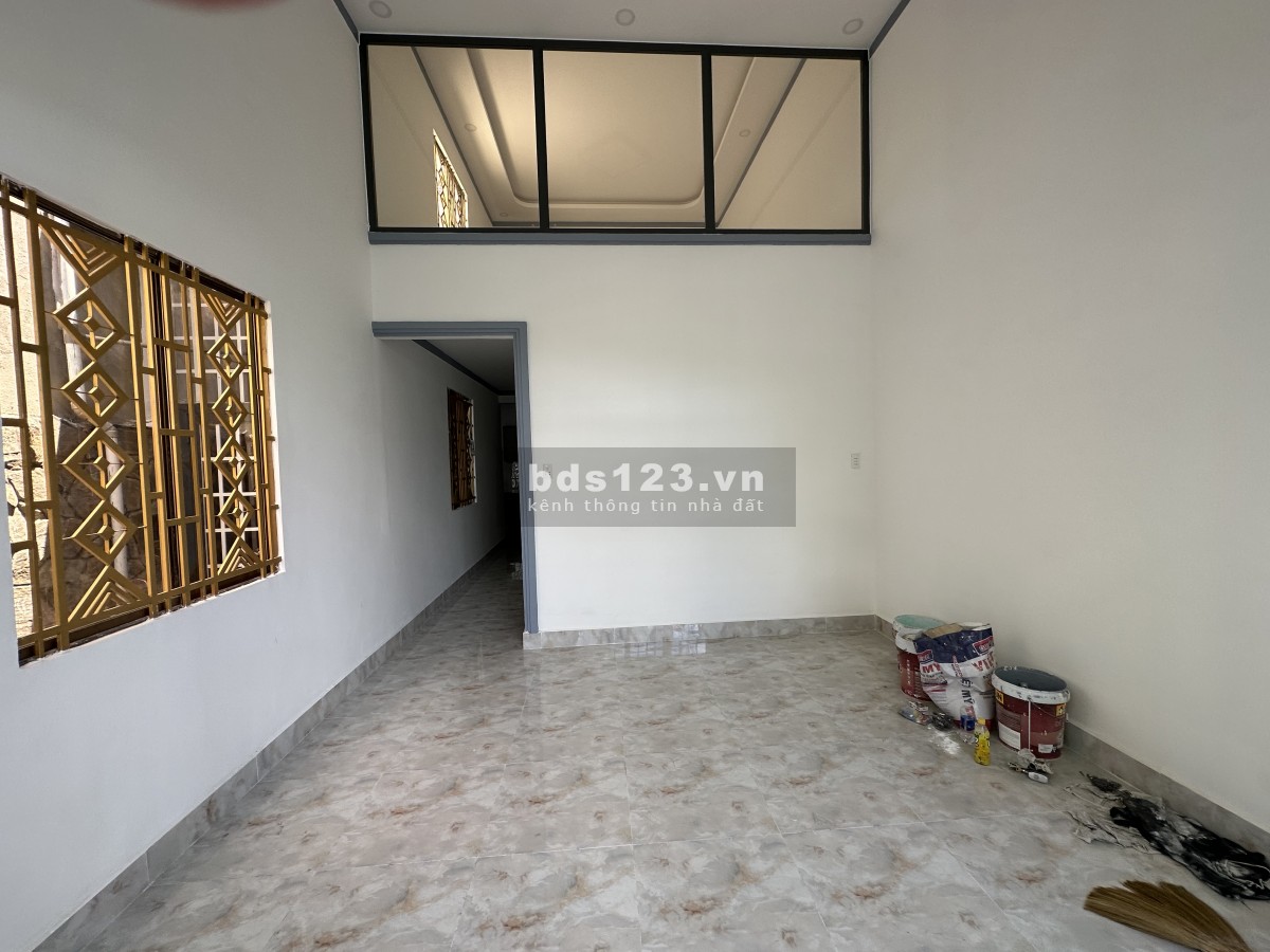 Tôi cần bán nhà p. Chánh Nghĩa ngay trung tâm kế bên công an tỉnh