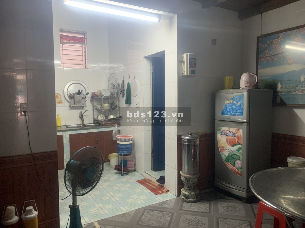Bán nhà 2 tầng ngõ đường Tôn Thất Tùng p Hưng Dũng tp Vinh