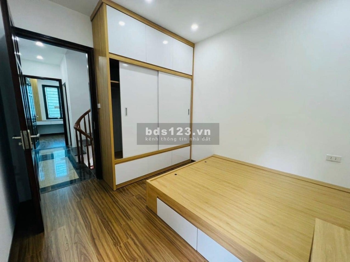 Bán nhà Tây Mỗ, Nam Từ Liêm 38M2 X 4T, nhỉnh 3 tỷ, dọn vào ở ngay
