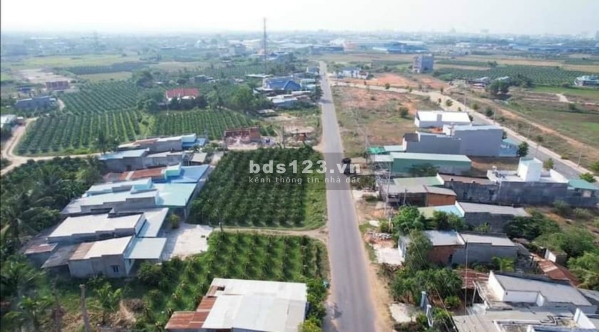 Bán đất nền mặt tiền trục chính Hàm Liêm