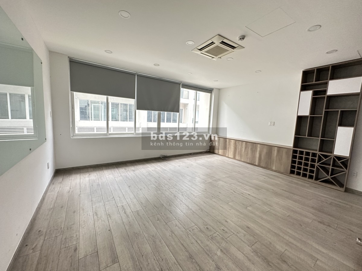 Shophouse Saritown Sala: Cho thuê nguyên căn chỉ 90 triệu - Có thang máy