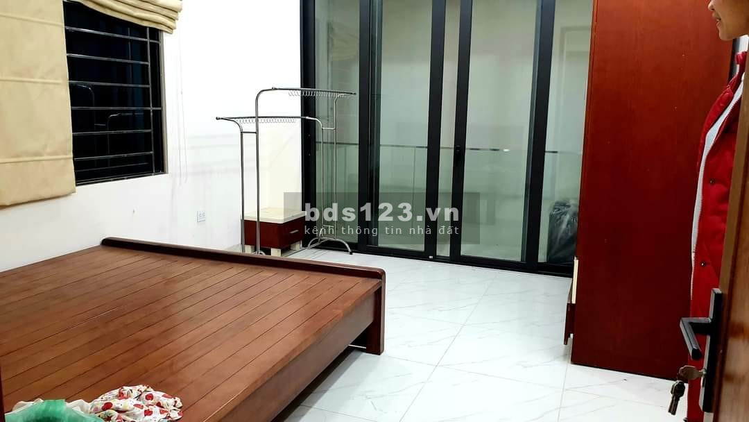 Cần bán nhà Ngõ 349 Minh Khai - 2 thoáng - Ở ngay - Tặng nội thất, 60m, hơn 5 tỷ.
