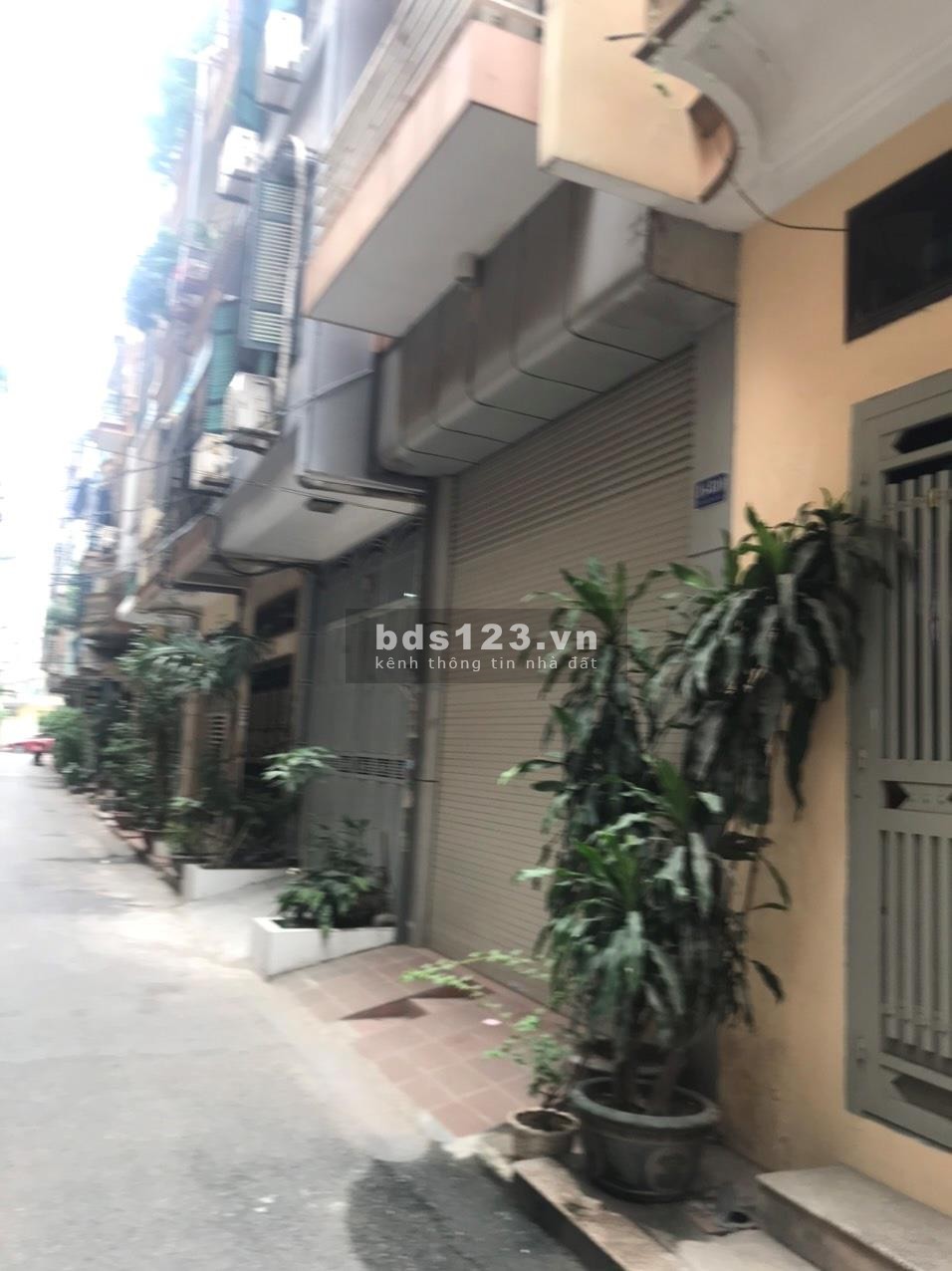 Bán gấp Trần Quốc Hoàn, phân lô, ô tô kd Cầu Giấy