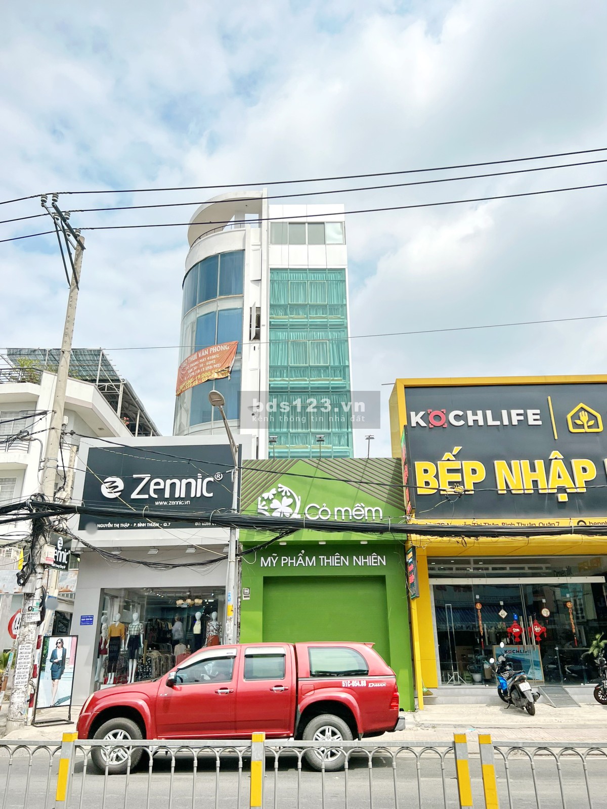 Bán nhanh CHDV 6 tầng 4x22m, 20 phòng Studio cao cấp mặt tiền 132 Nguyễn Thị Thập, QUẬN 7