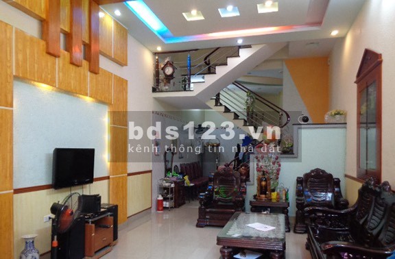 Bán nhà Hoàng Đạo Thành - Thanh Xuân - 5 tầng mới đẹp - oto đỗ gần chỉ hơn 3 TỶ
