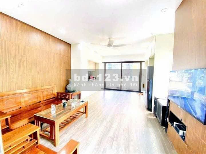 Bán nhà siêu phẩm đường phố Cổ Linh lô góc - Ngõ thông - Ô tô vào nhà - Sát Aeon Long Biên