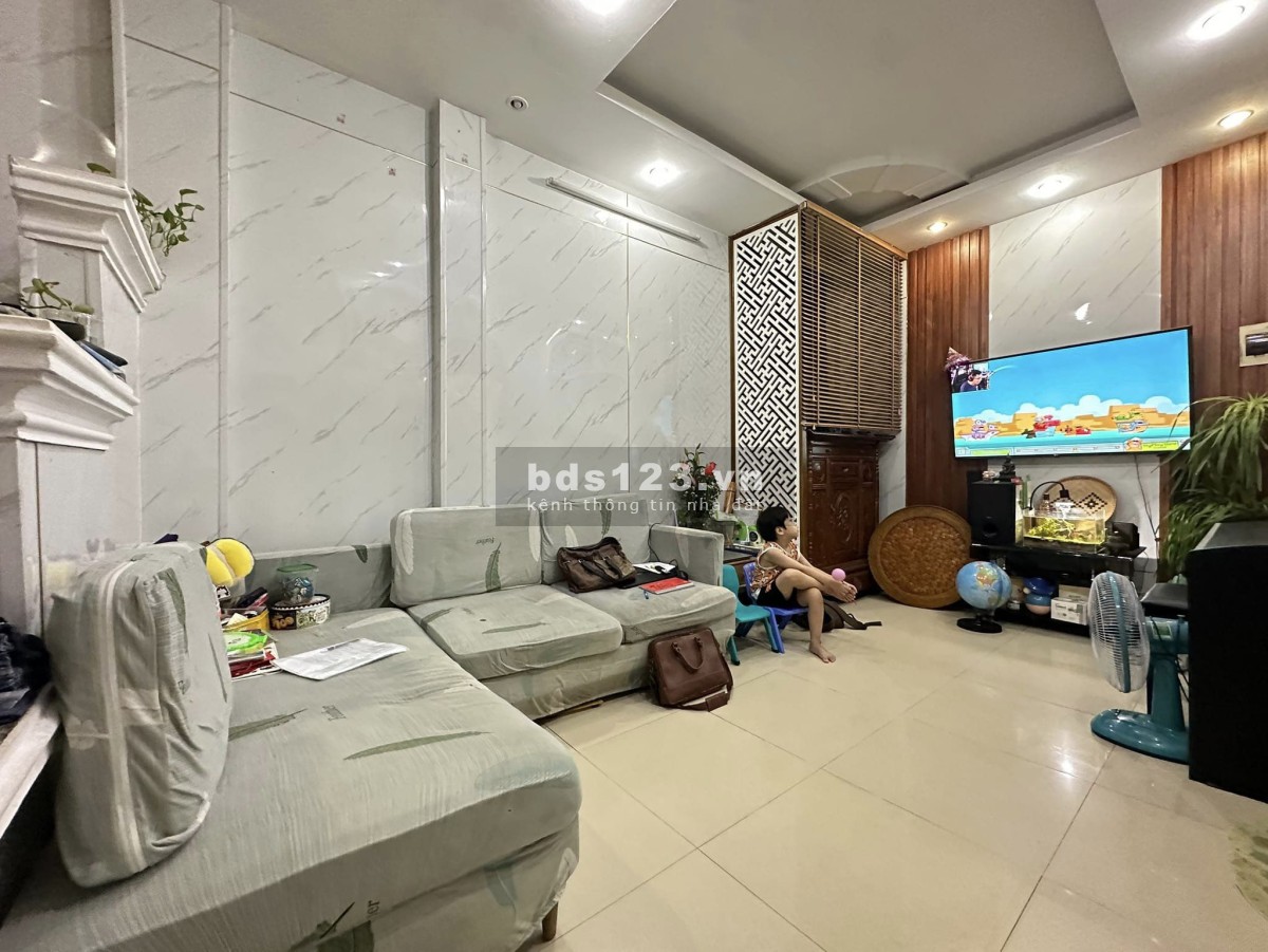 Cần bán nhà Phùng Khoang - 4 tầng 5 ngủ - Ngõ thông thoáng…