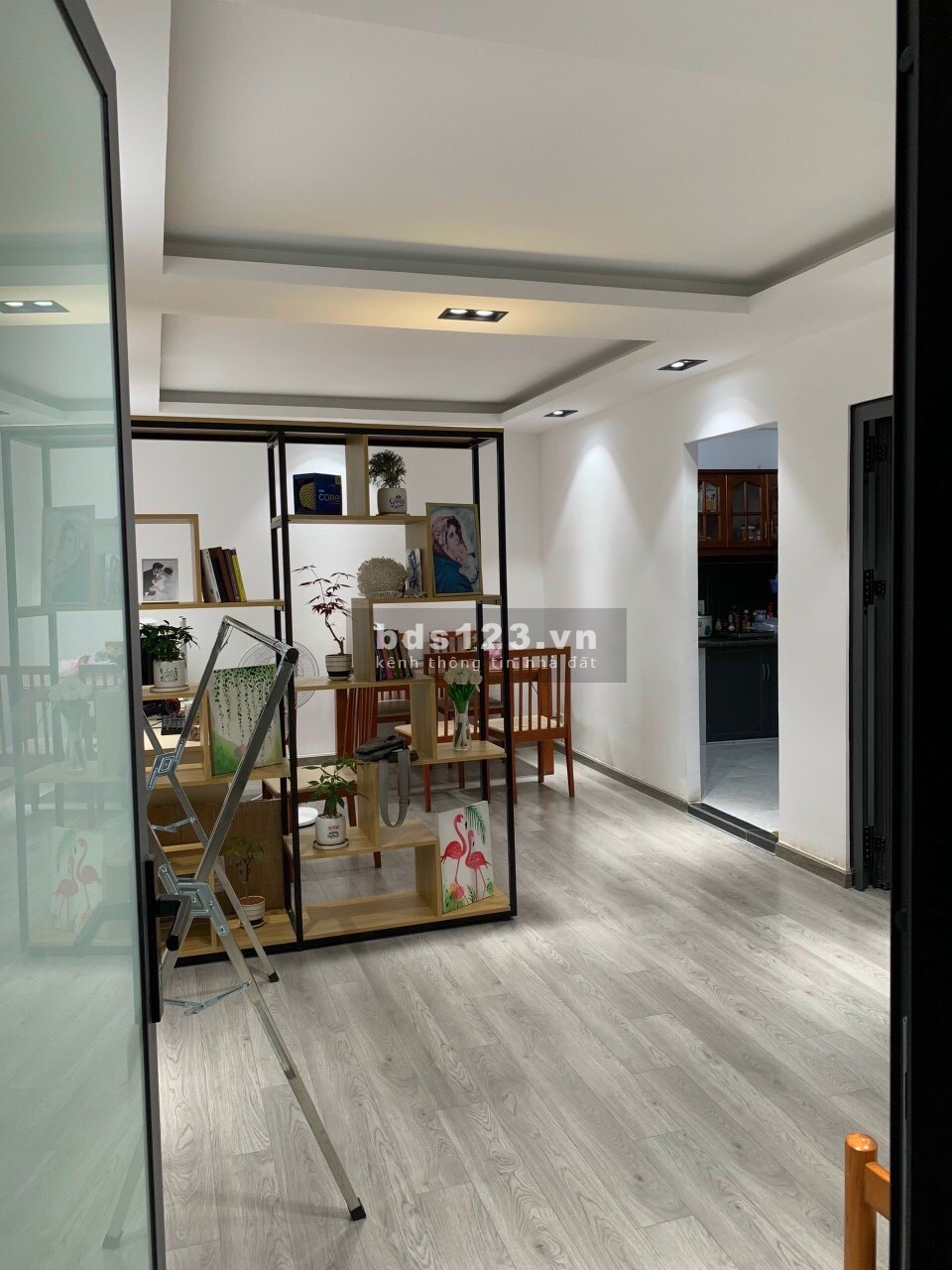 Chính chủ cho thuê căn hộ 445 ( Tầng 4) Chung cư 675 Nguyễn kiệm, P9, Q Phú nhuận, 50m2.