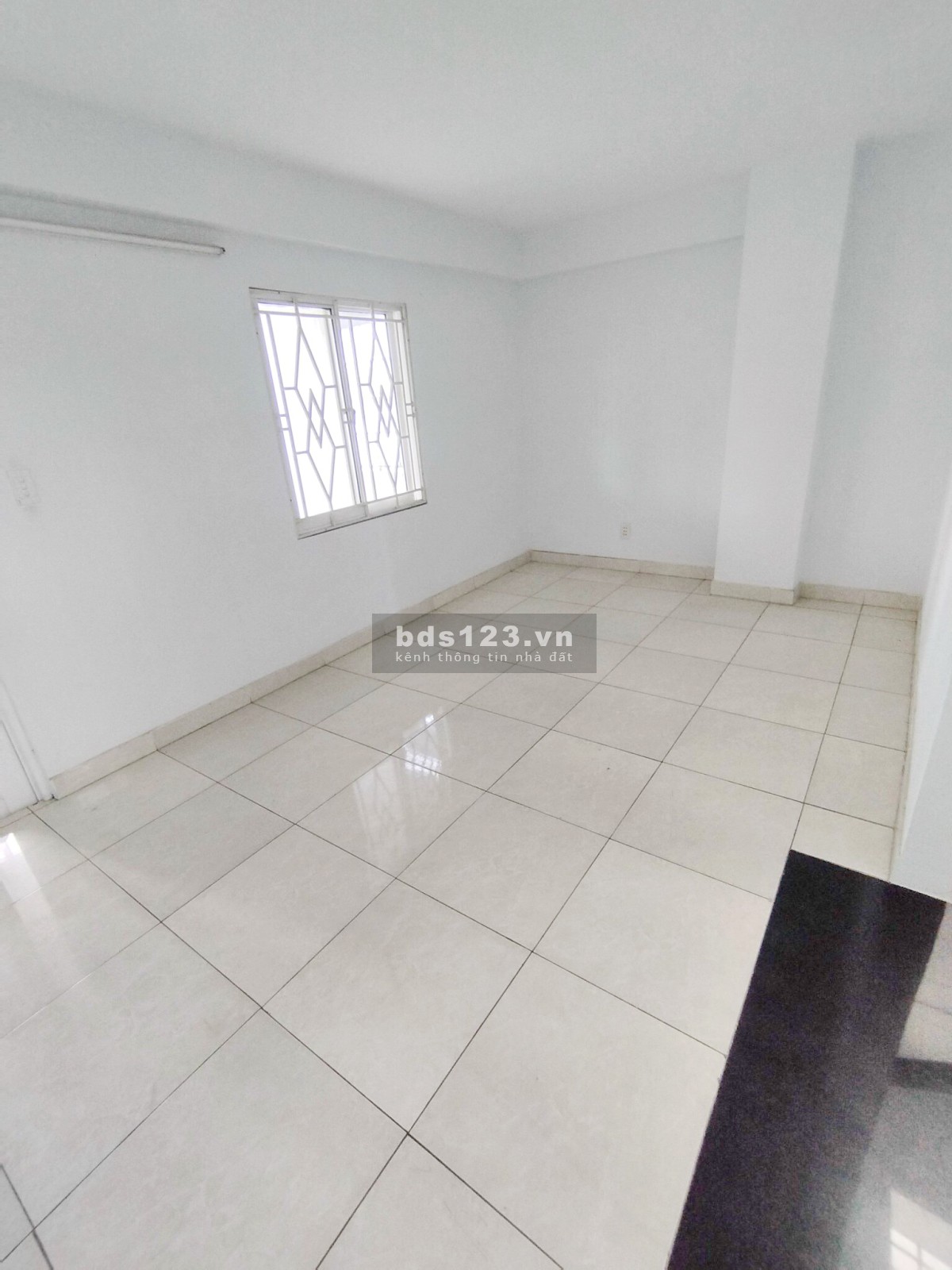 Chính chủ bán gấp nhà 3 lầu mặt tiền B7 Tạ Thị Ngọc Thảo - Hoàng Quốc Việt, Quận 7