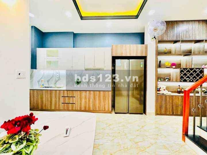 Bán nhà hẻm xe tải đường 3/2 - 50m2, giá 5.8 tỷ tl